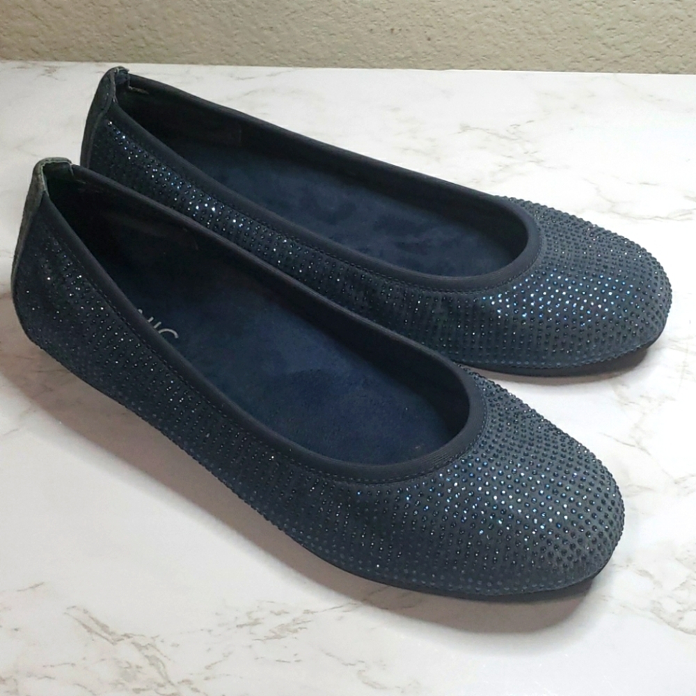 Vionic navy rhinestone flats
